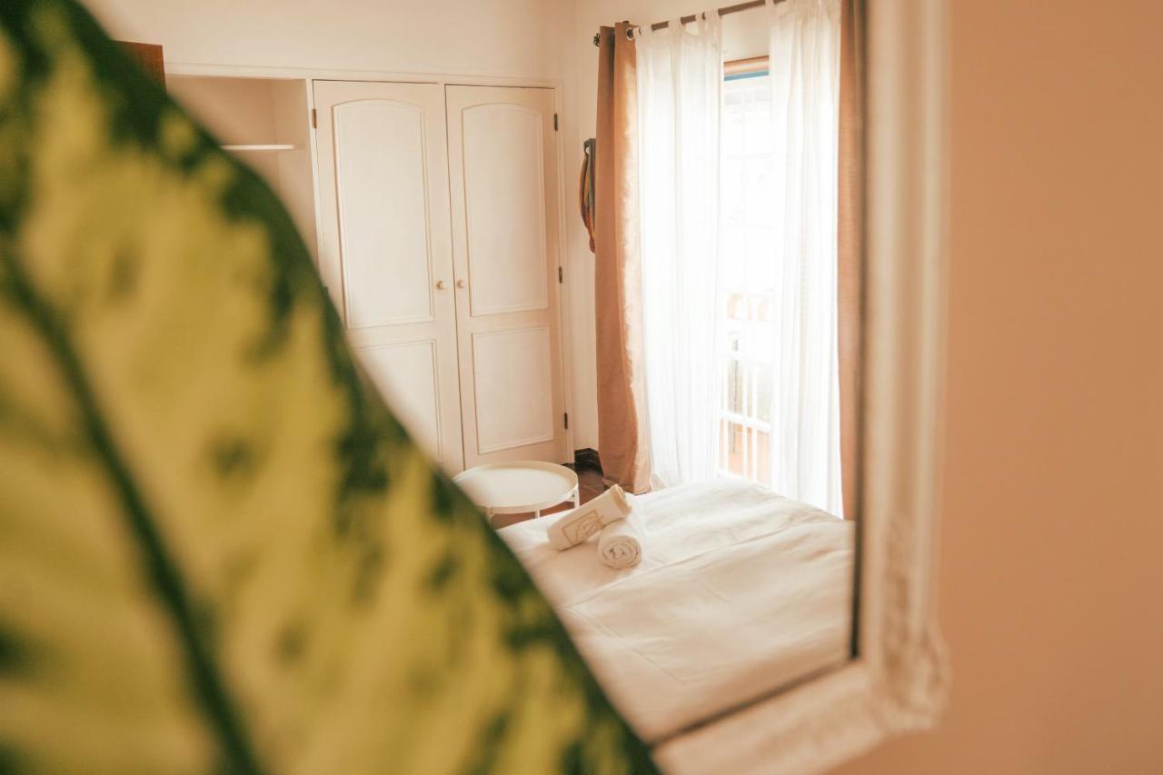 Ericeira Soulsurfers Guesthouse מראה חיצוני תמונה